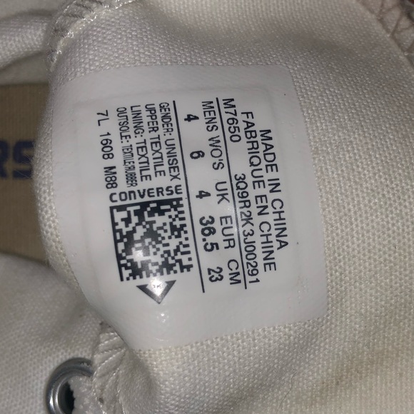 Classic White Converse - Picture 7 of 7